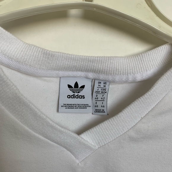 Adidas crop shirt - Picture 6 of 6